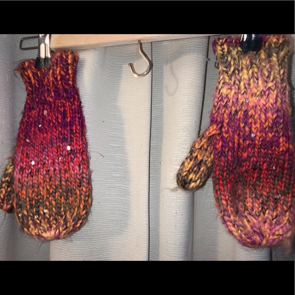 Mittens GIRLS (free w/purchase)